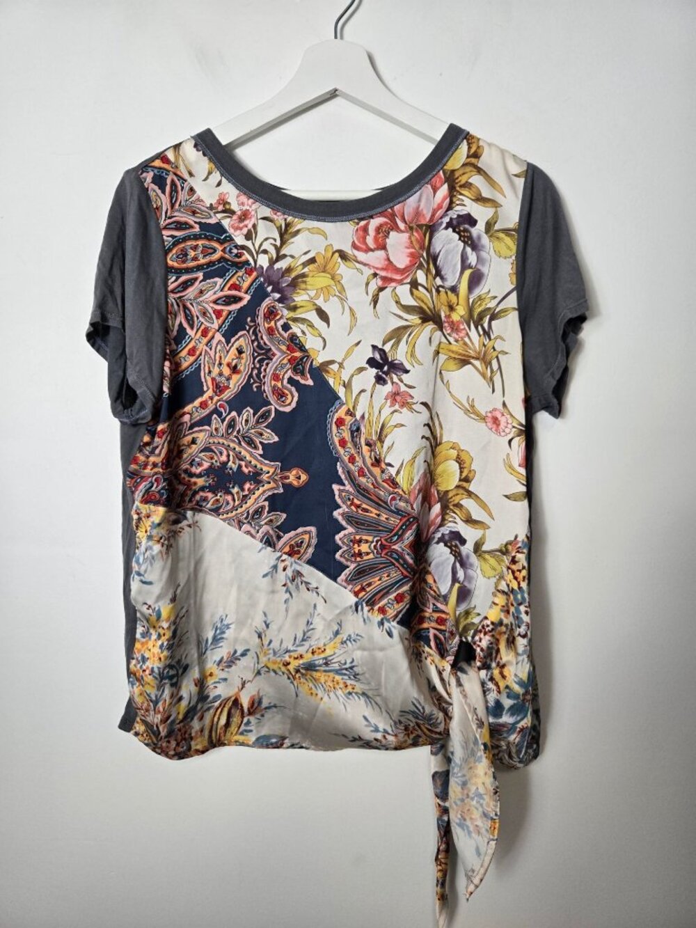 Anthropologie TINY Size M Jodie Tie-Front Short Sleeve Top Mixed-Media Gray Sati